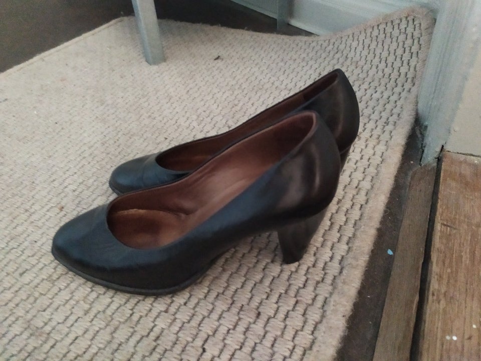 Pumps, str. 35,5, Sorte