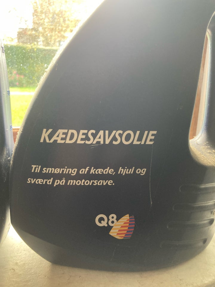 Kædesavsolie, Q8