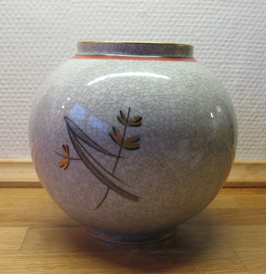 Porcelæn, Krakelé vase, Lyngby