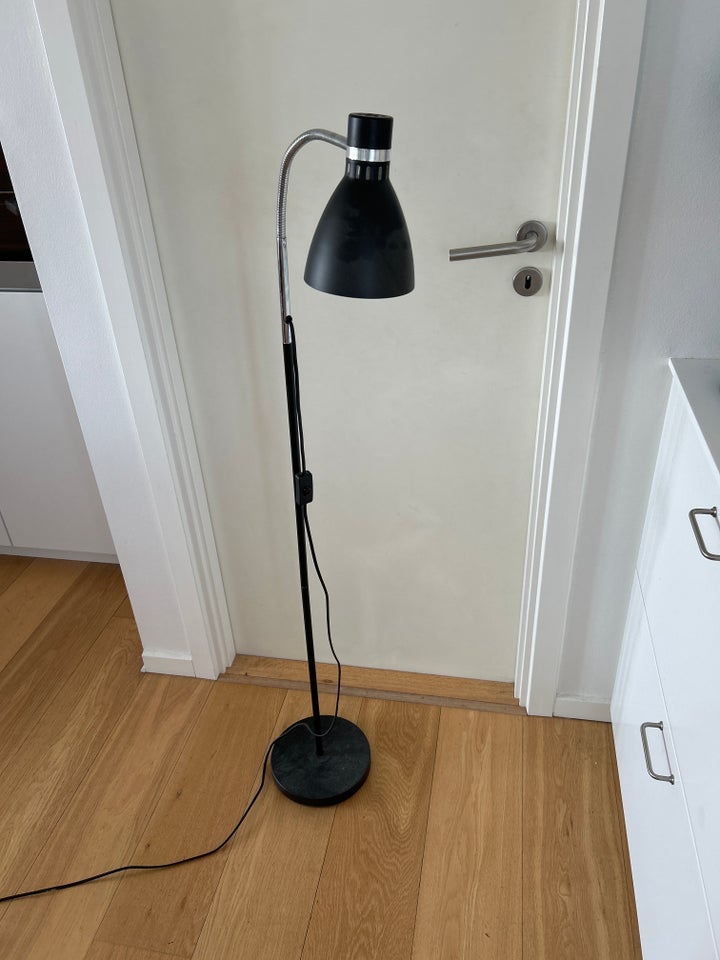 Standerlampe Jysk Hansson