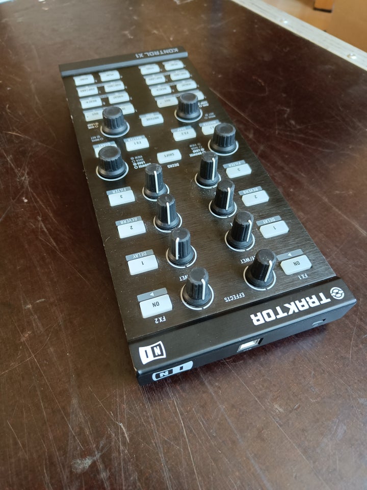 Traktor Kontrol X1