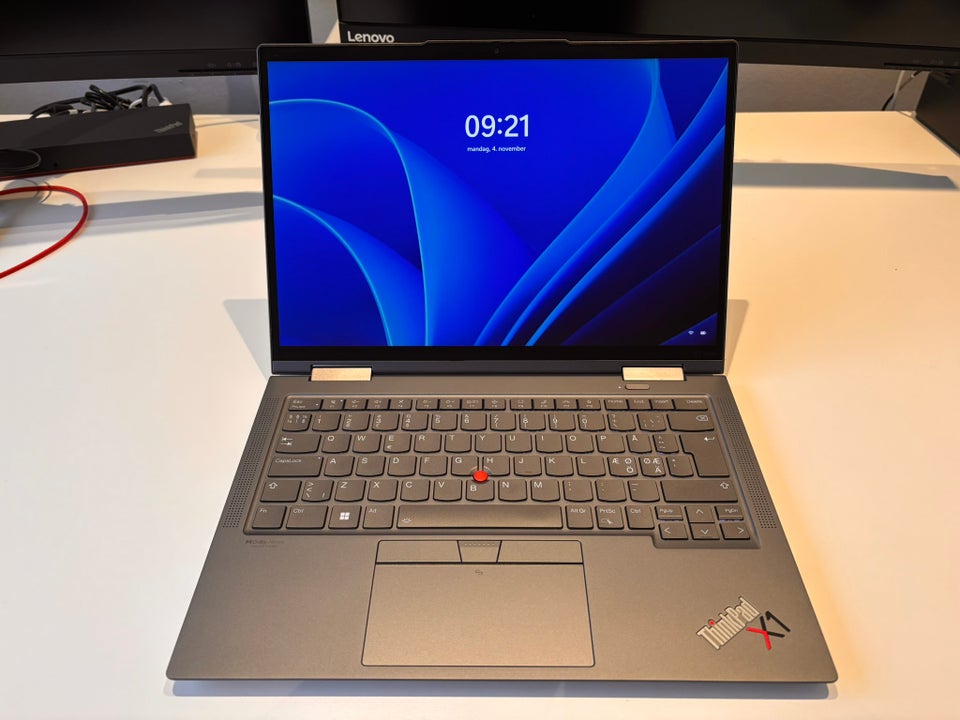 Lenovo X1 Yoga Gen 7, 16 GB ram, 512 GB