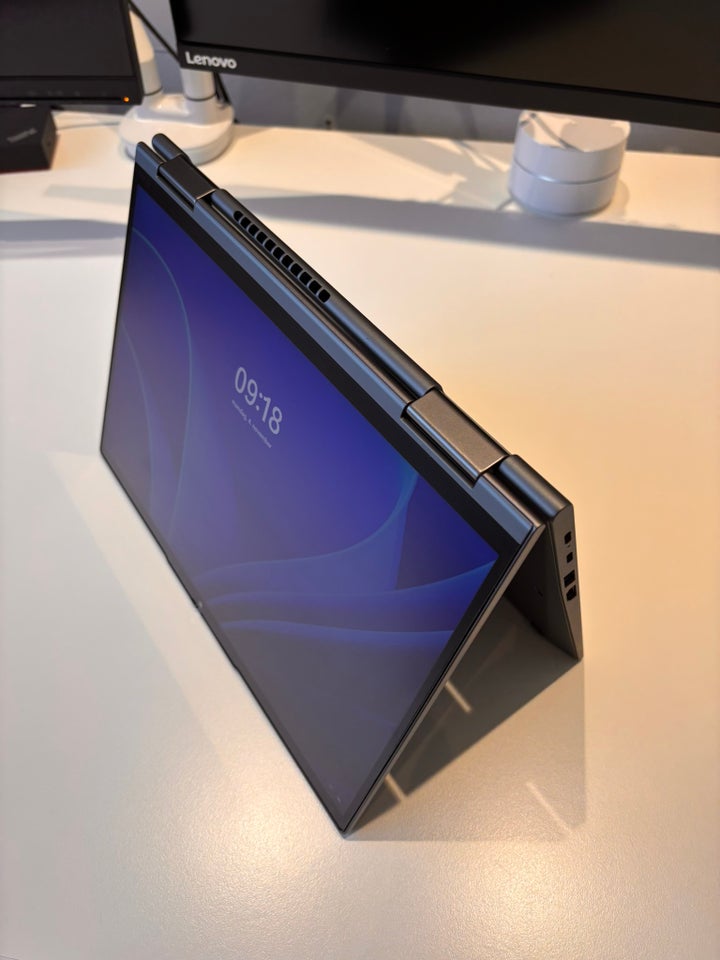 Lenovo X1 Yoga Gen 7, 16 GB ram, 512 GB