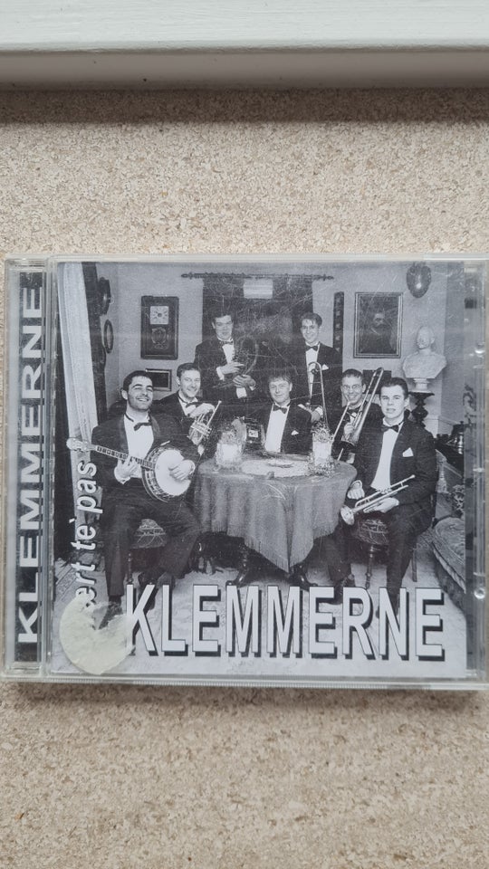 KLEMMERNE: SWÆRT TE' PAS. T, jazz