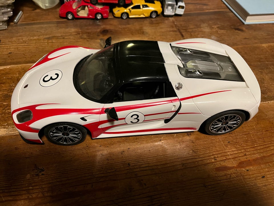 Modelbil, Porsche 98 Spyder, skala