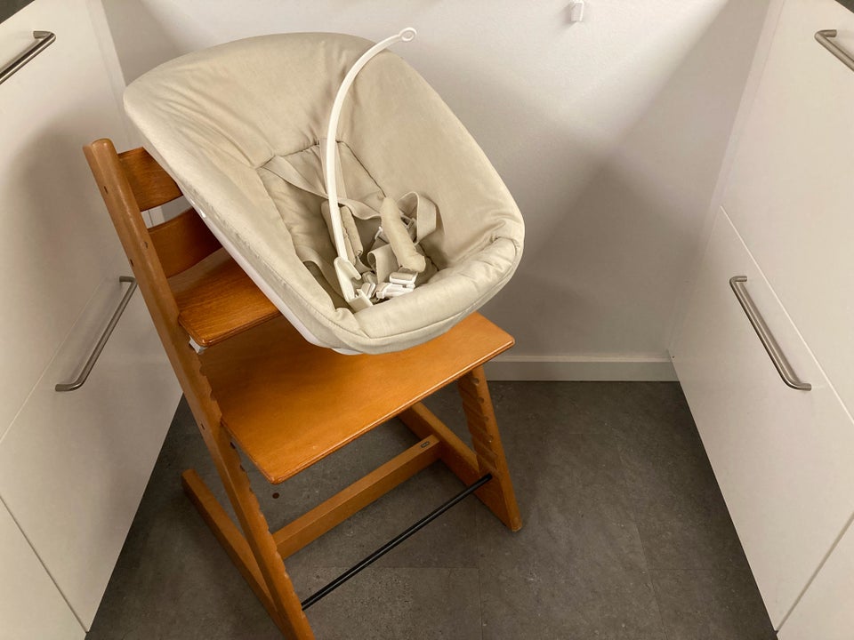 Babyindsats, Newborn, Stokke