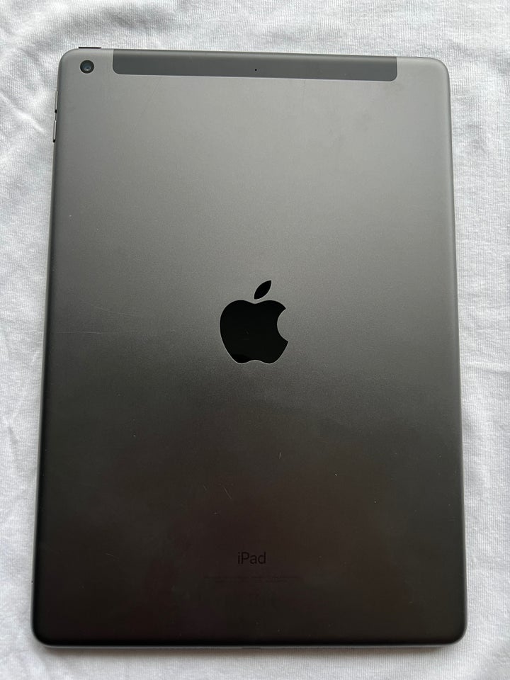 iPad 9, 64 GB, sort