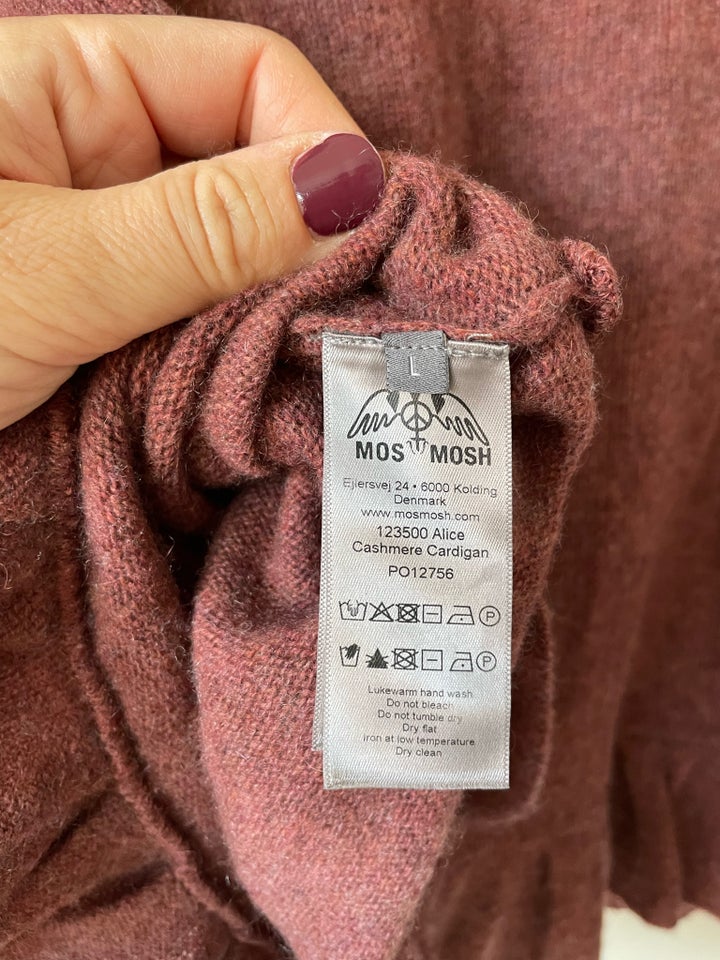 Cardigan, Mos mosh , str. 40