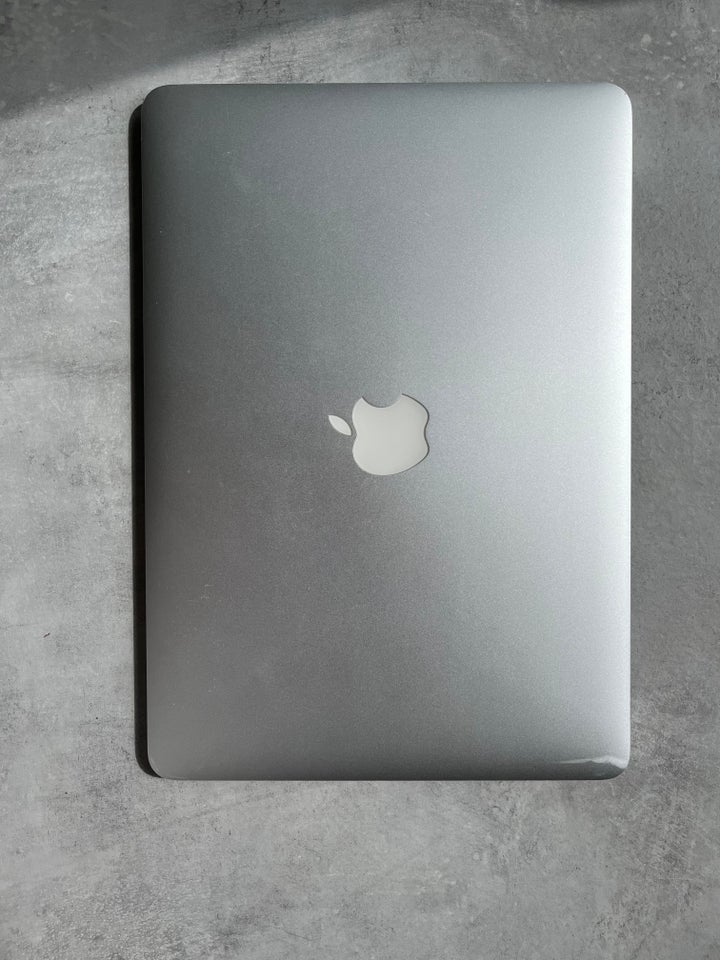 MacBook Air (13-inch Early