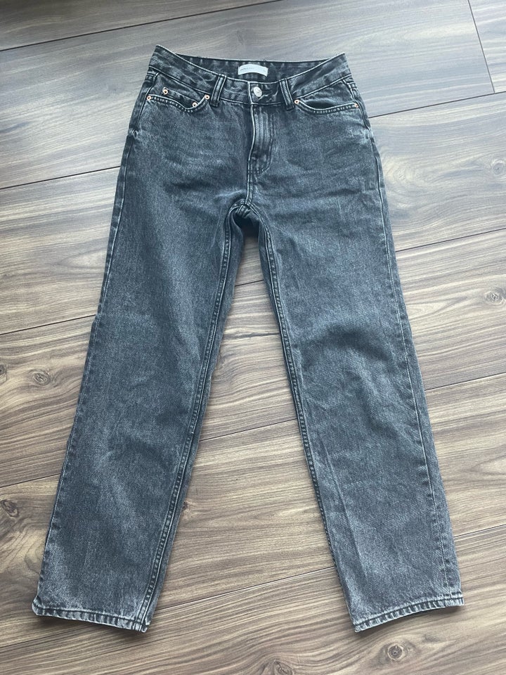 Jeans, Gina Tricot, str. 32