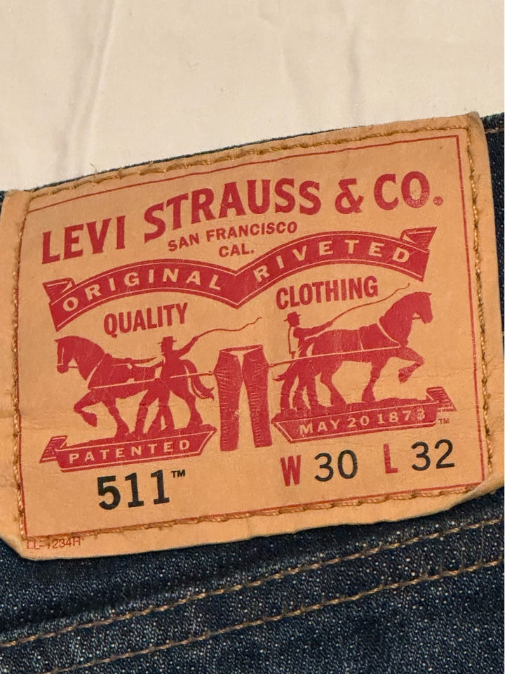 Jeans, Levis 511 str. 30/32 - tæt på