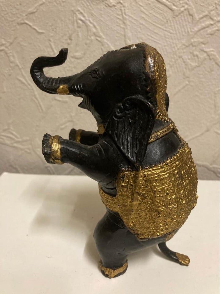 Tung elefant figur i metal