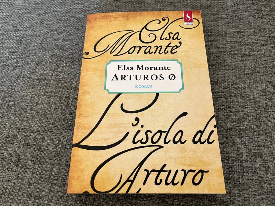 Arturos ø, Elsa Morante, genre: