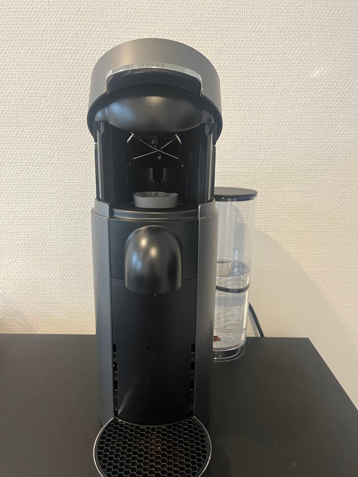 Nespresso Vertuo Plus Deluxe