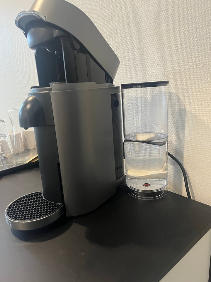 Nespresso Vertuo Plus Deluxe