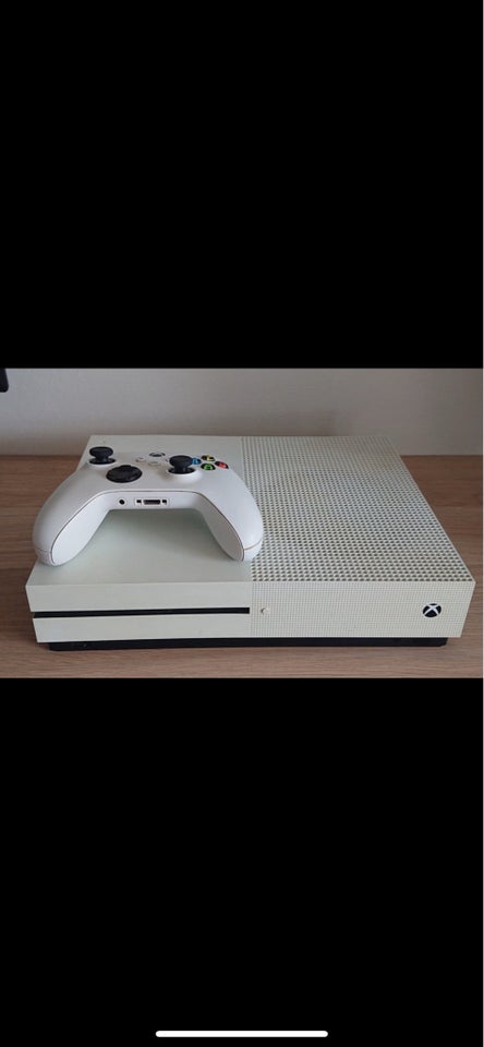 Xbox One S, 500 gb, God