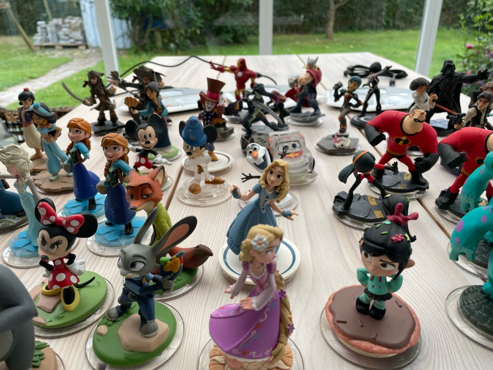 Disney Infinity 1 2 og 3 med mange