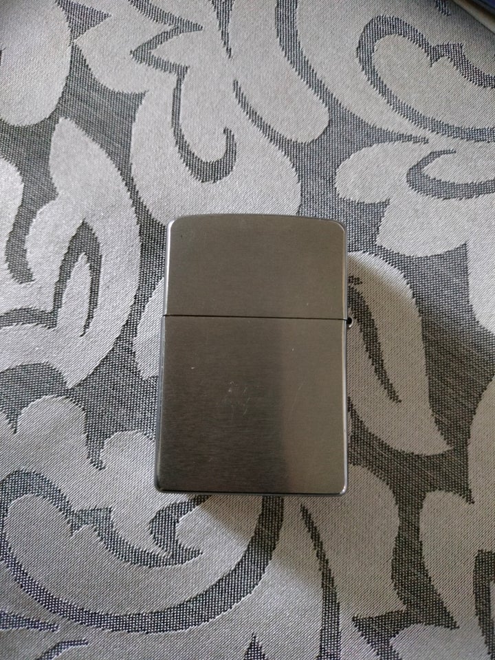 Lighter Zippo