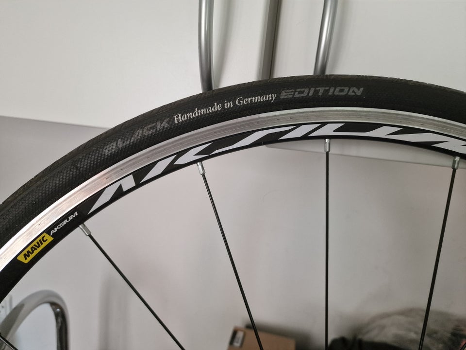 Hjul Mavic Aksium 622x17C-ROAD