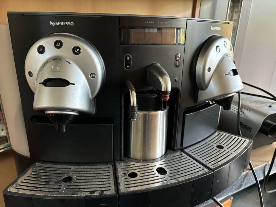 Nespreso kaffemaskine  Nespreso