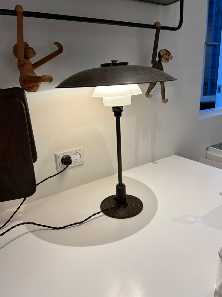 Louis Poulsen, 3½-2 , bordlampe