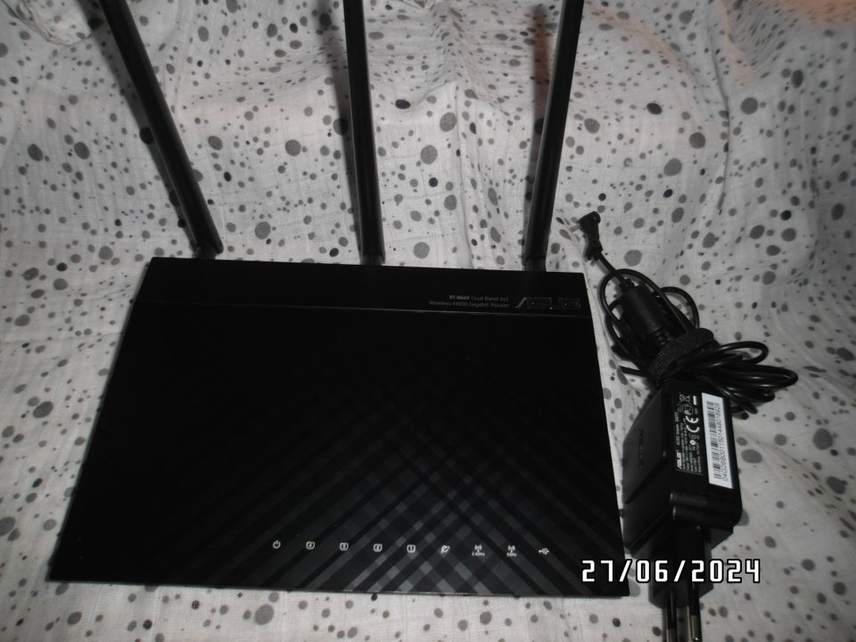 Asus RT-N66U Wi-Fi router