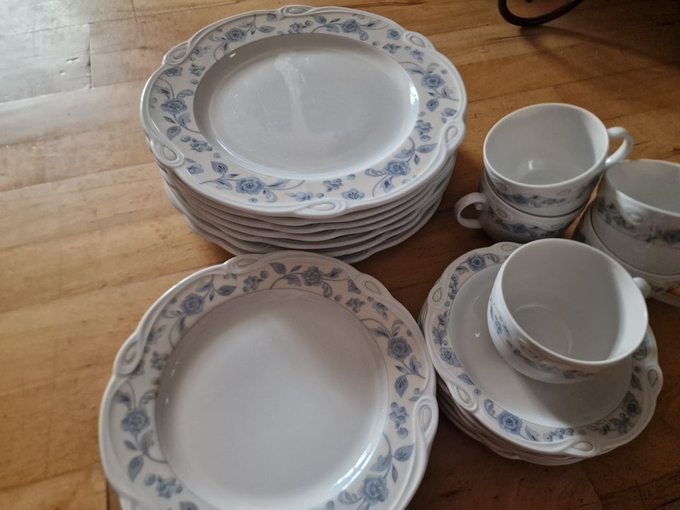 Porcelæn, Tallerkener, kaffe