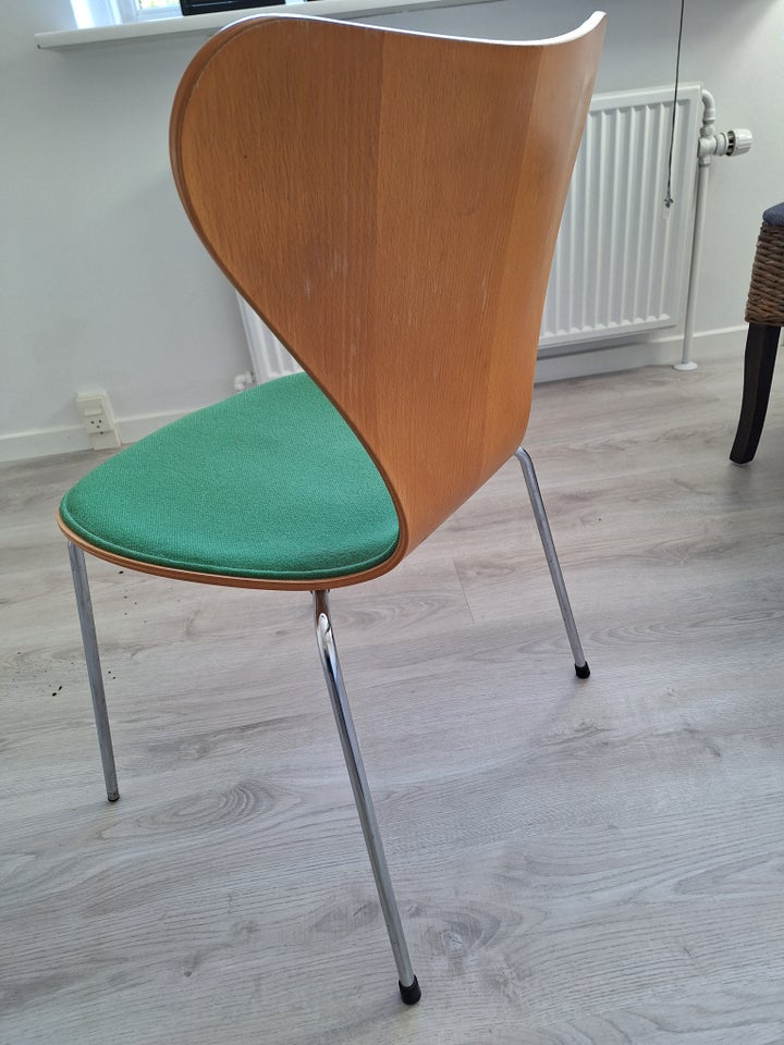 Arne Jacobsen, 7,er, Stol