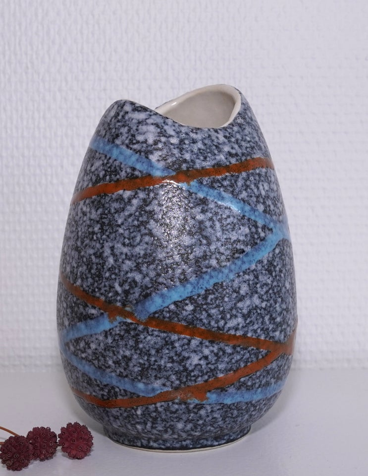 Vintage keramik vase model nr 231