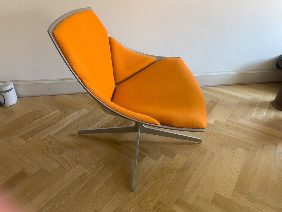 Fritz Hansen Space Lounge Chair