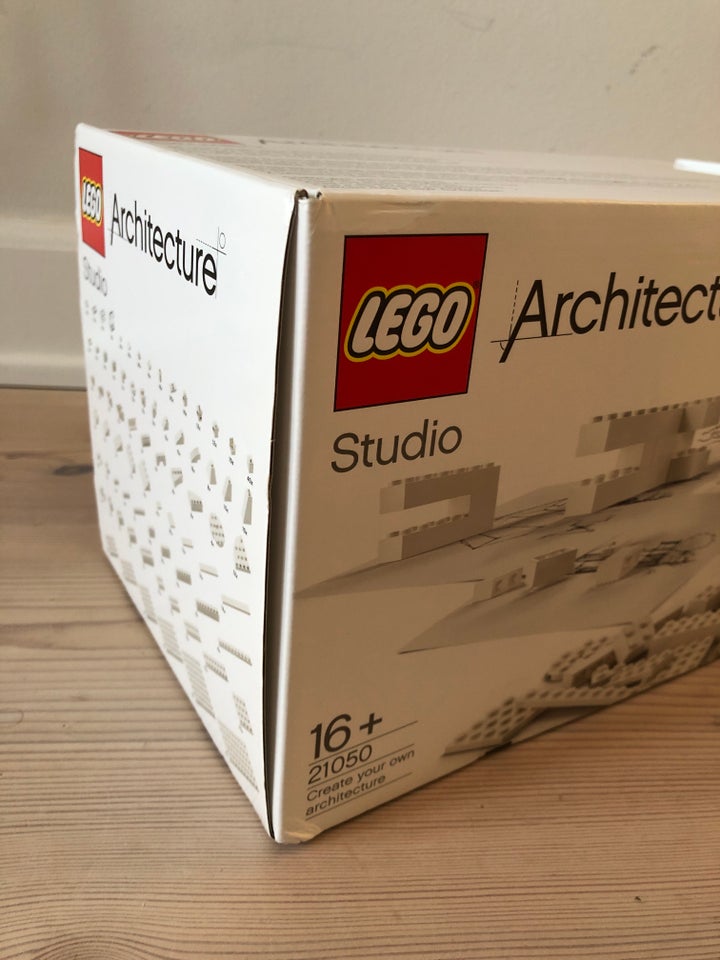 Lego Architecture, 21050