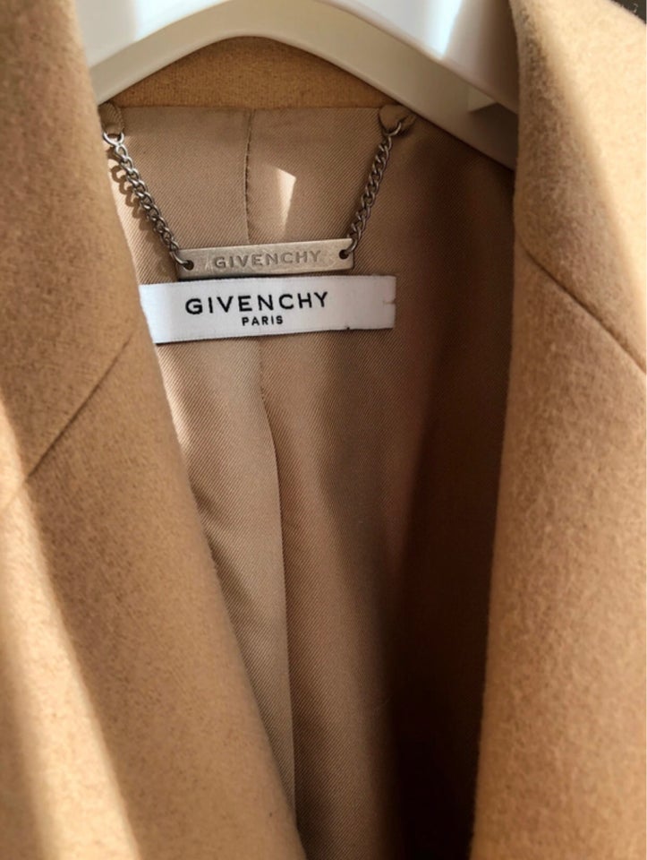 Frakke, str. 36, Givenchy