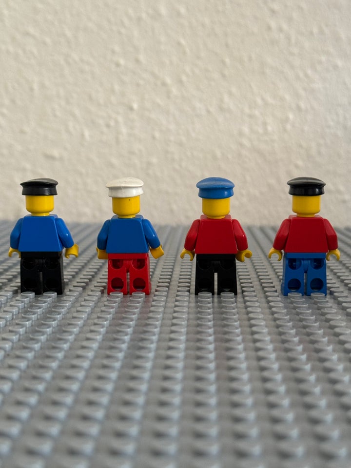 Lego Minifigures Town