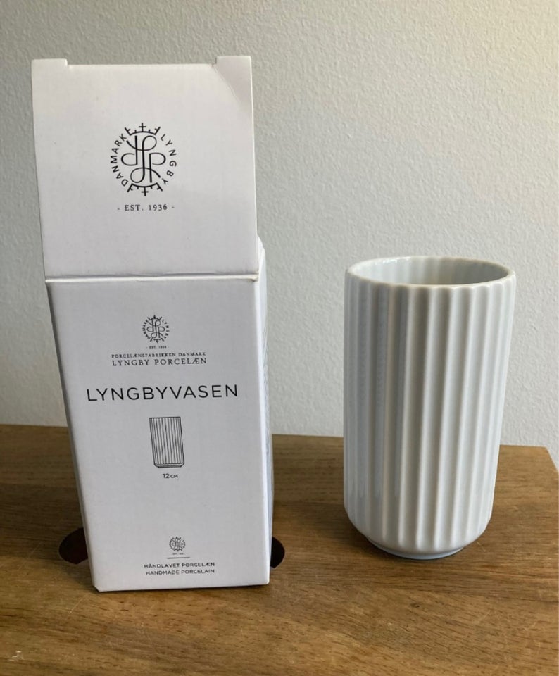 Porcelæn, Vase, Lyngby porcelæn