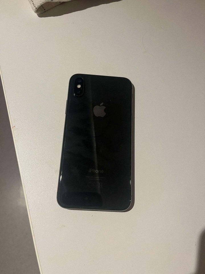 iPhone X, 64 GB, sort