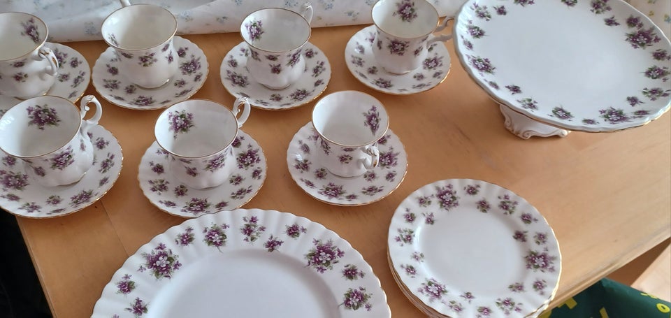 Porcelæn, Sær, Royal albert