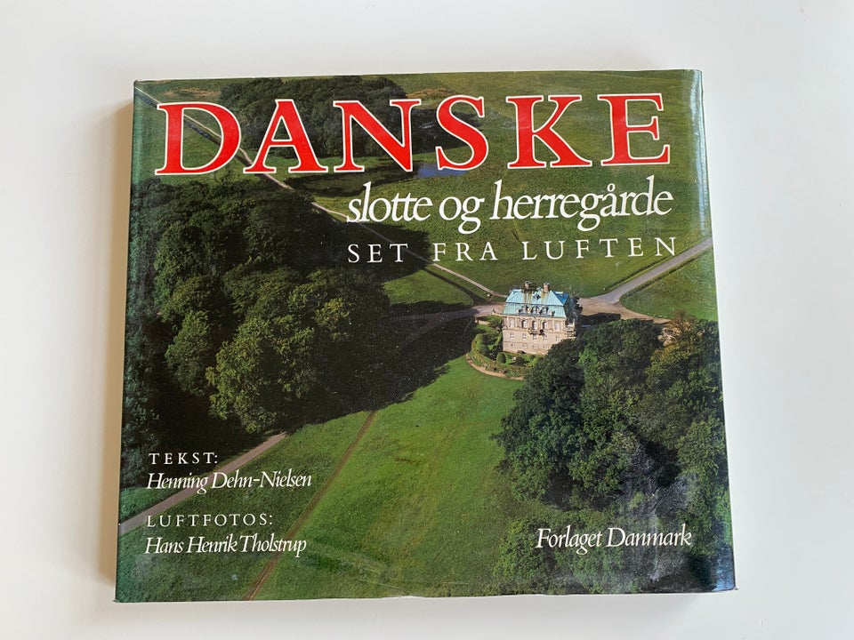 Danske slotte og herregårde set fra