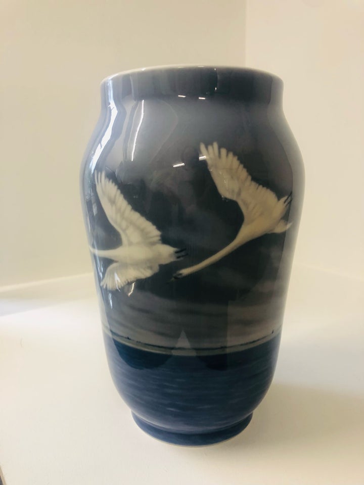 Porcelæn Stor vase med svaner