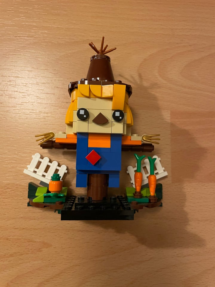 Lego andet, Brick Headz 40352