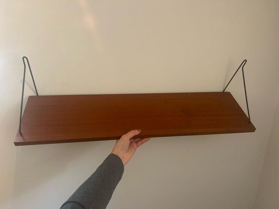 hylder i Teak Retro