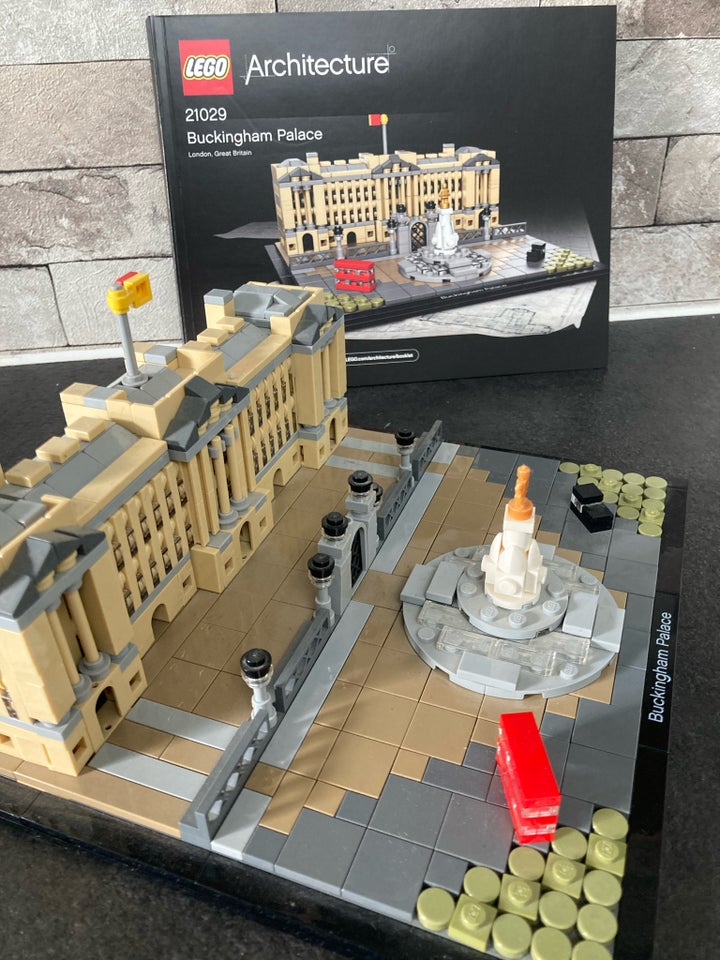 Lego Architecture, Buckingham