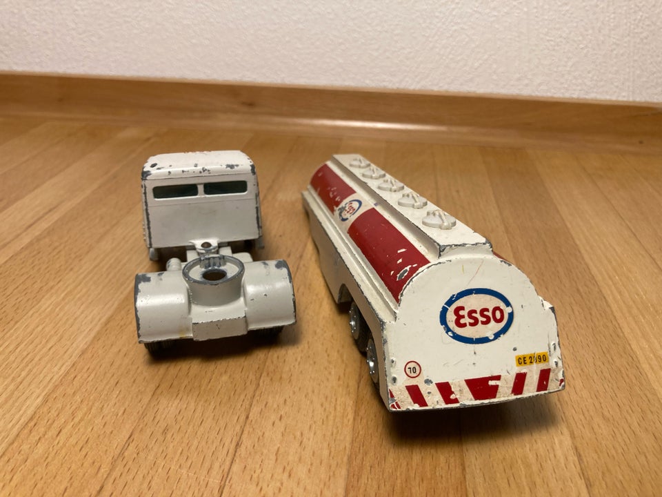 Biler, TEKNO Scania Vabis Esso