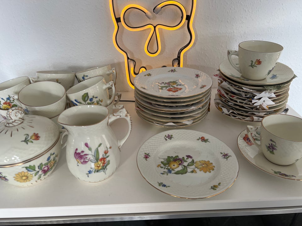 Porcelæn, Kaffestel , Bing og