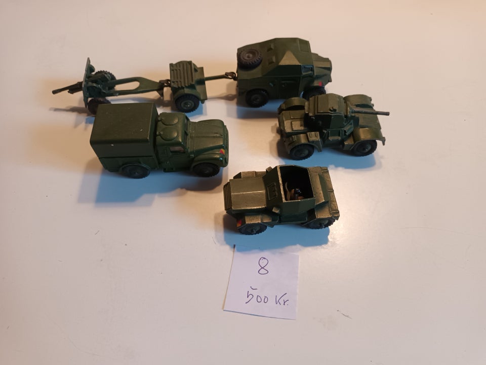 Militær, Dinky Toys