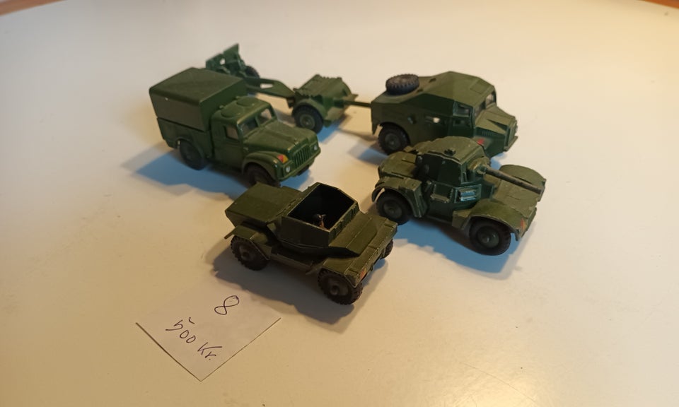 Militær, Dinky Toys