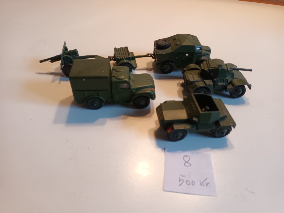 Militær, Dinky Toys