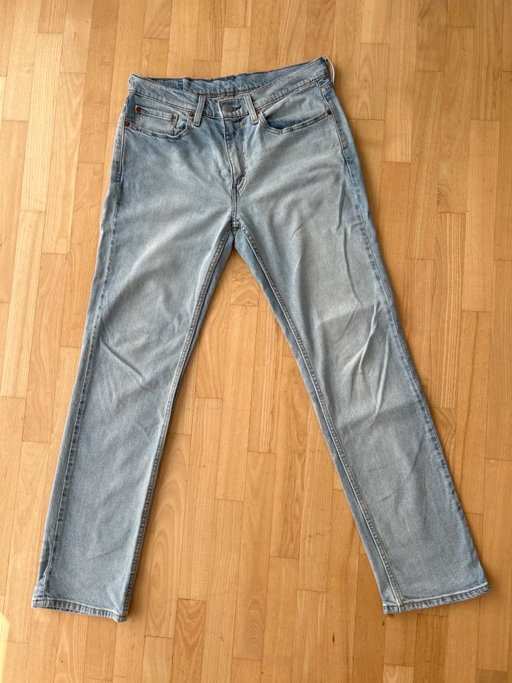 Jeans, Levis, str. 32