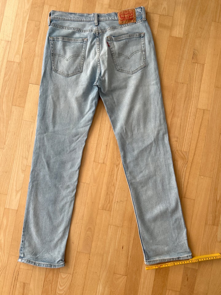 Jeans, Levis, str. 32