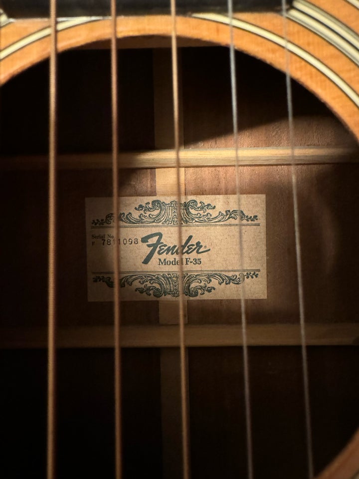 Akoustisk guitar Fender F-35