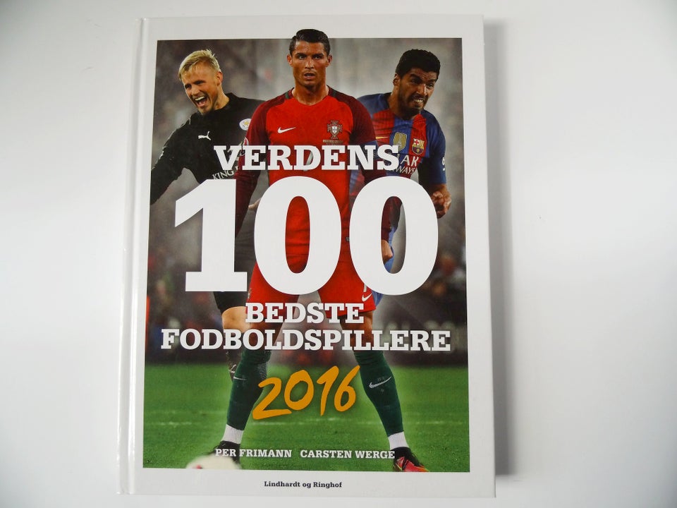 Fodbold årbøger - 2000 kr/stk